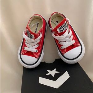 Red converse all star baby size 4 almost brand new